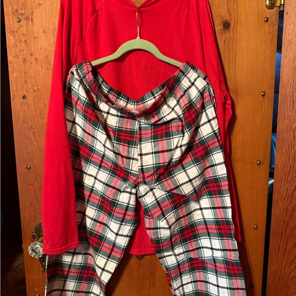 Men's size large mickey mouse Christmas pajamas - Picture 2 of 3